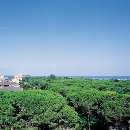 Hotel Berna Eraclea Mare Buitenkant foto